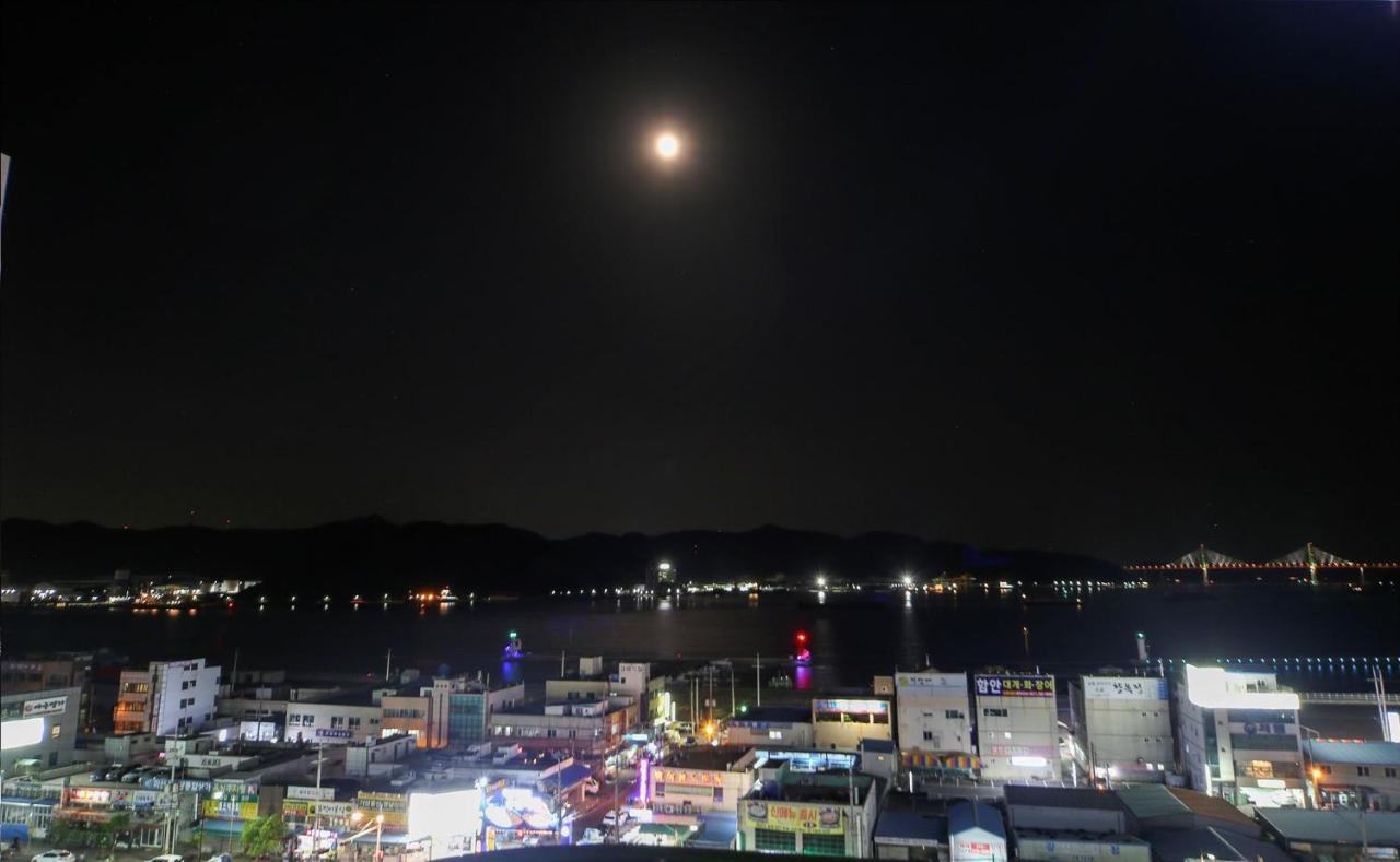 Hotel Lazy Heaven Changwon Exterior photo
