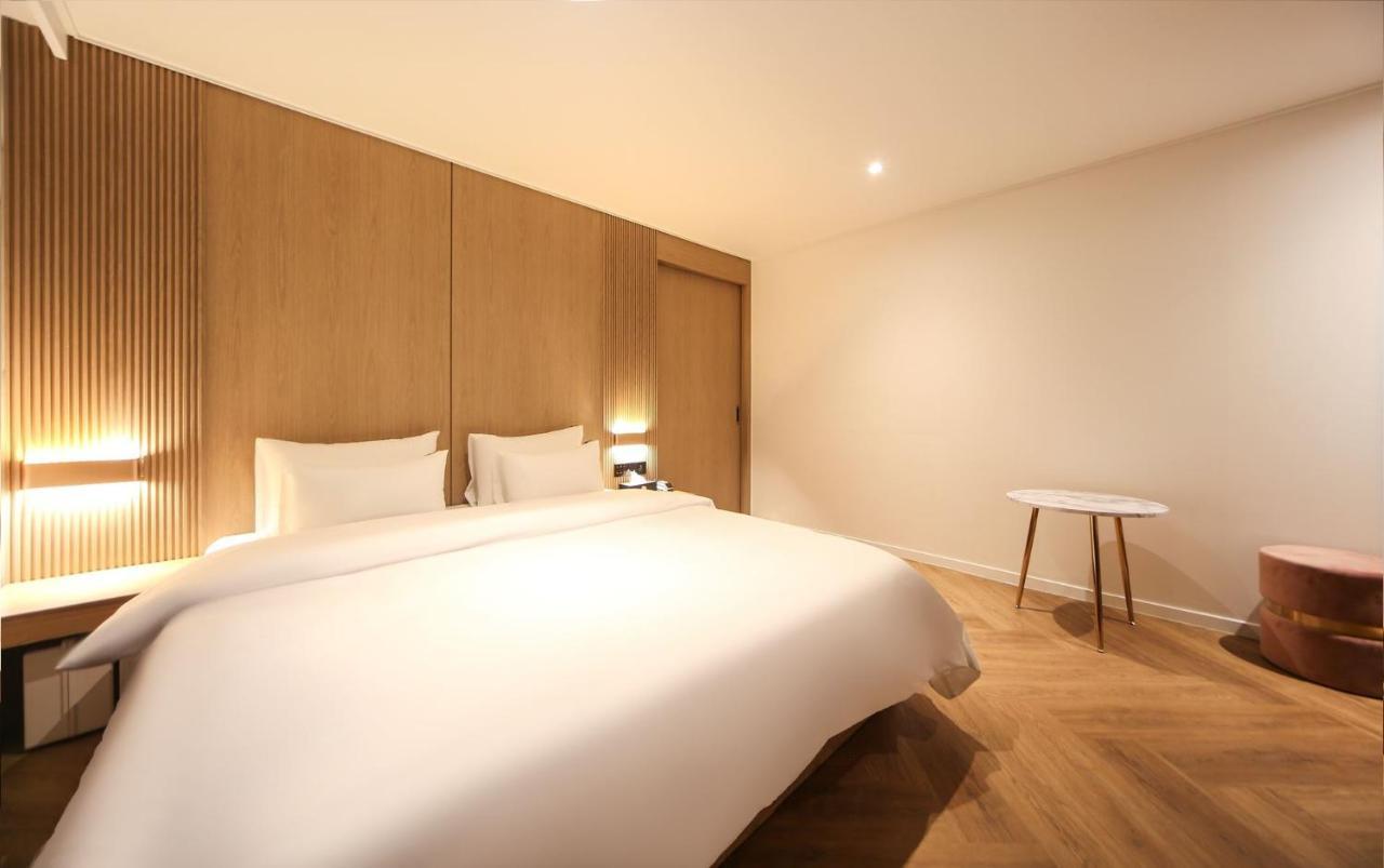 Hotel Lazy Heaven Changwon Exterior photo
