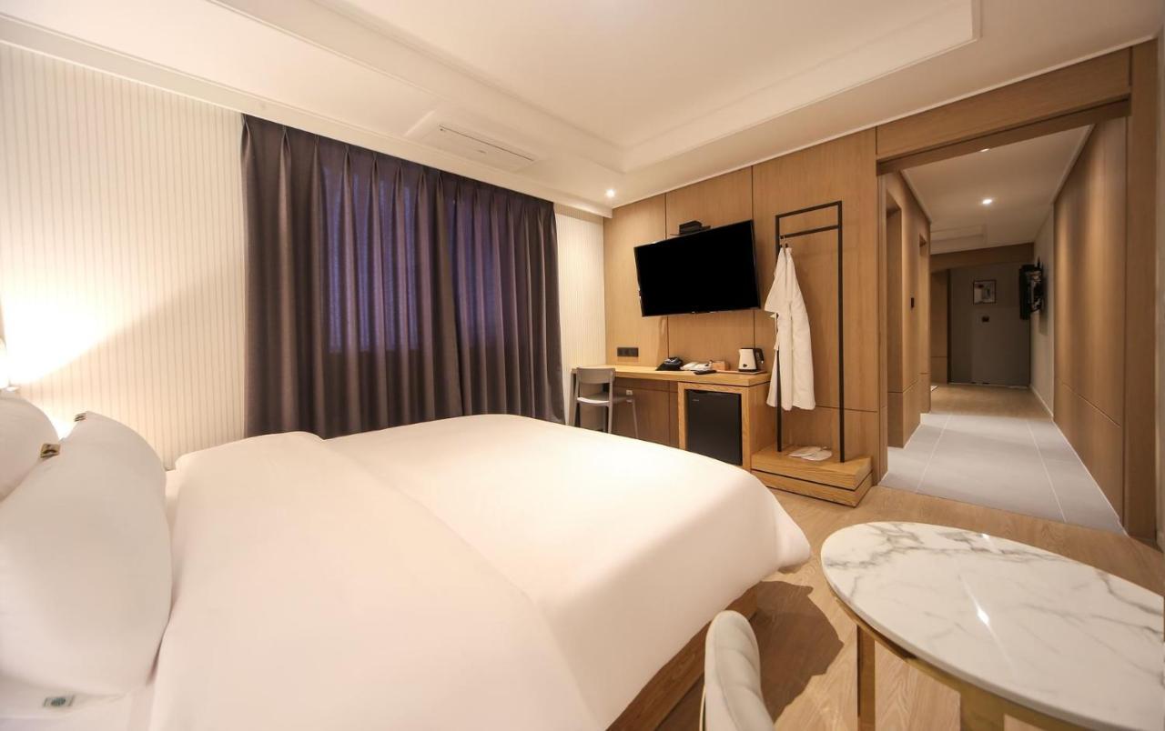 Hotel Lazy Heaven Changwon Exterior photo