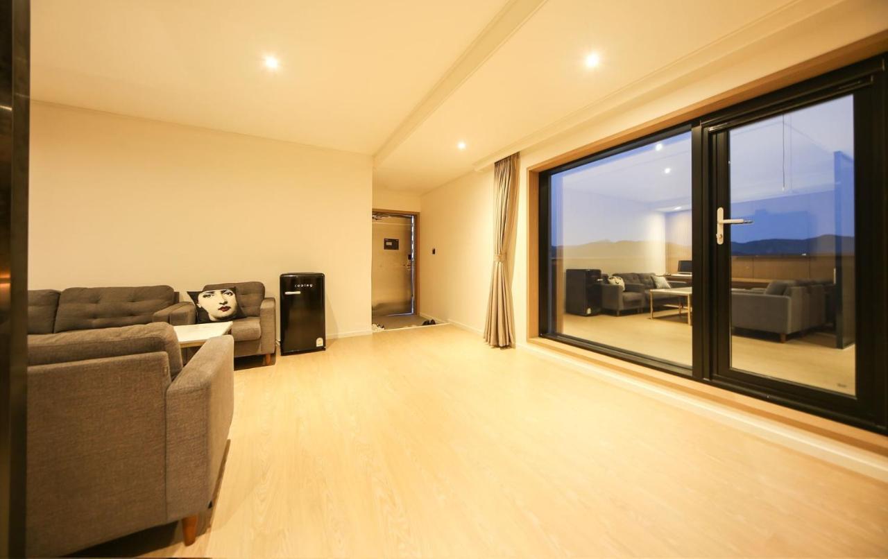 Hotel Lazy Heaven Changwon Exterior photo