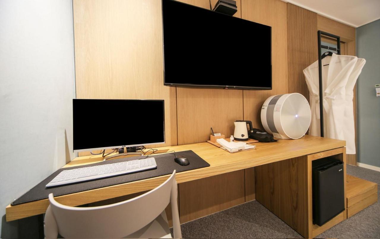 Hotel Lazy Heaven Changwon Exterior photo